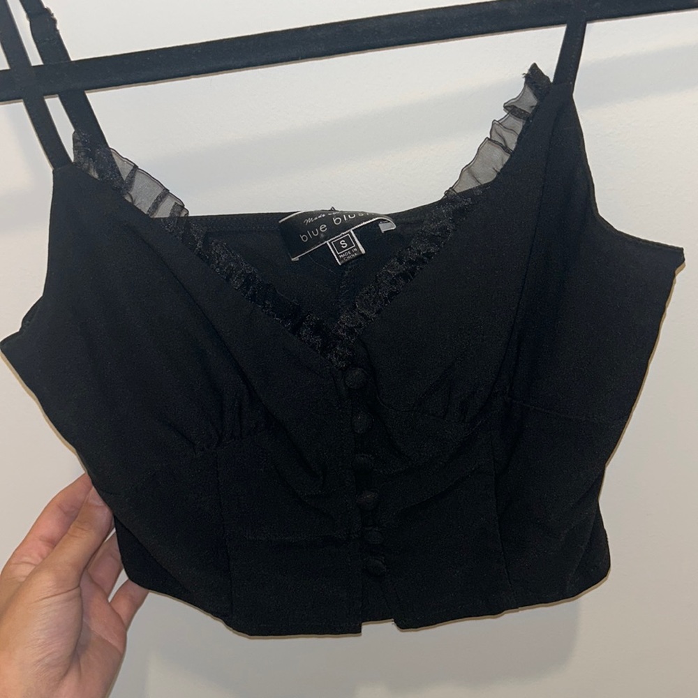 Black top with adjustable straps